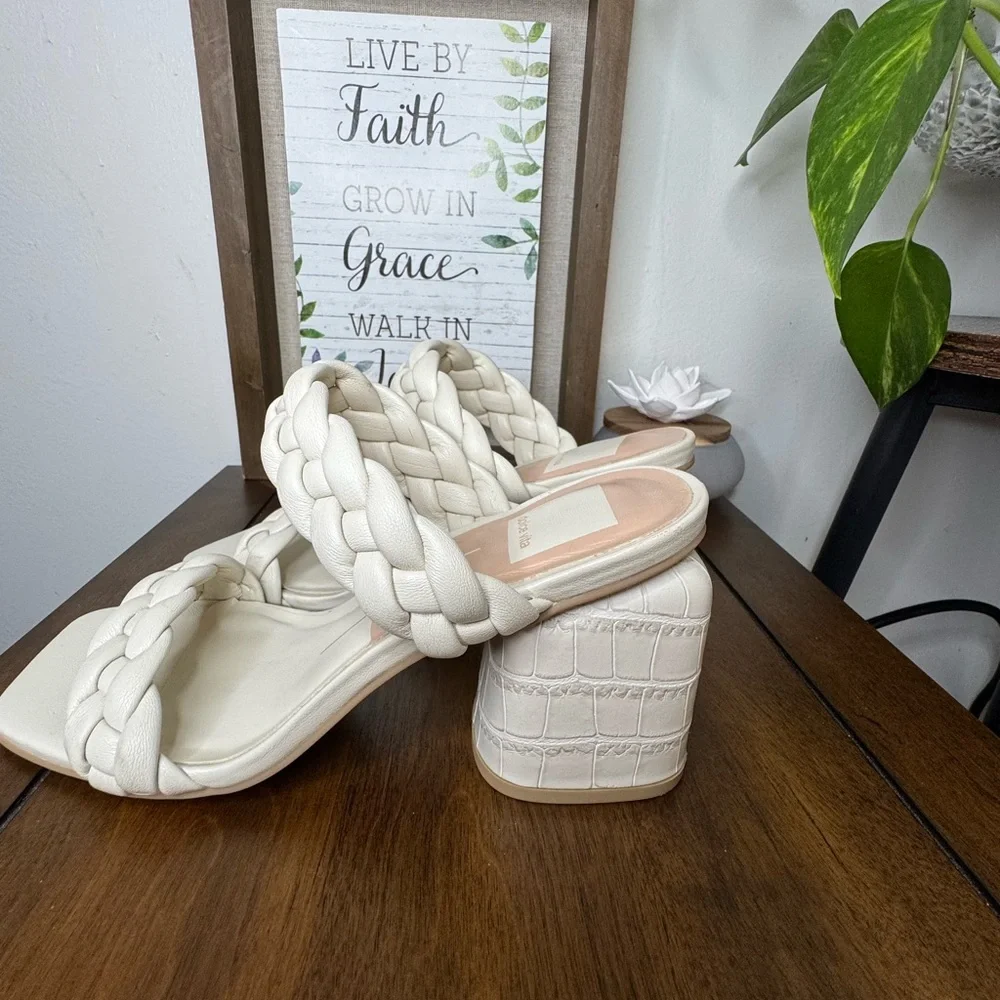 Dolce Vita Braided Ivory Sandals /Size 6